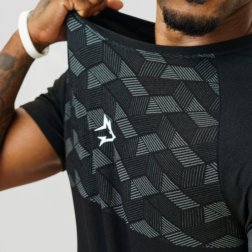 Camiseta Apex Dry Holographic Preto - Sem Costura — imagem 5